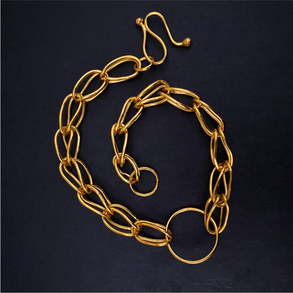 Hand-crafted jewelry creations using ancient chain making techniques. Unique and custom made of precious metals, such as 22 karat gold and fine silver.  Crafted by jewelry artist Stephanie Dubsky Limited Editions in Harlem, New York. 